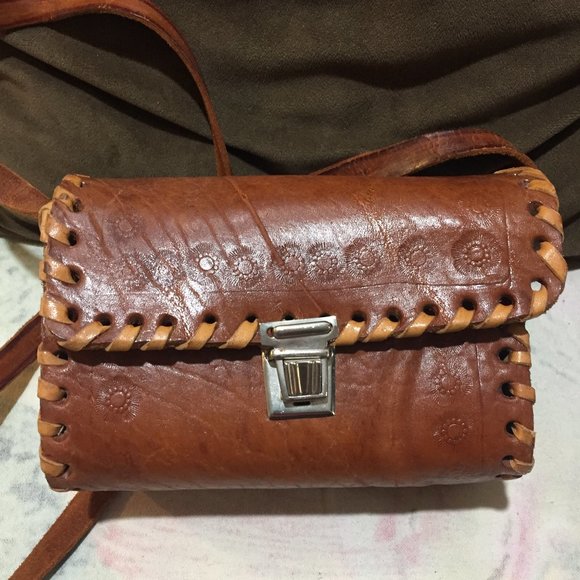 SMALL VINTAGE SADDLE LEATHER HANDBAGS - Picture 3 of 5